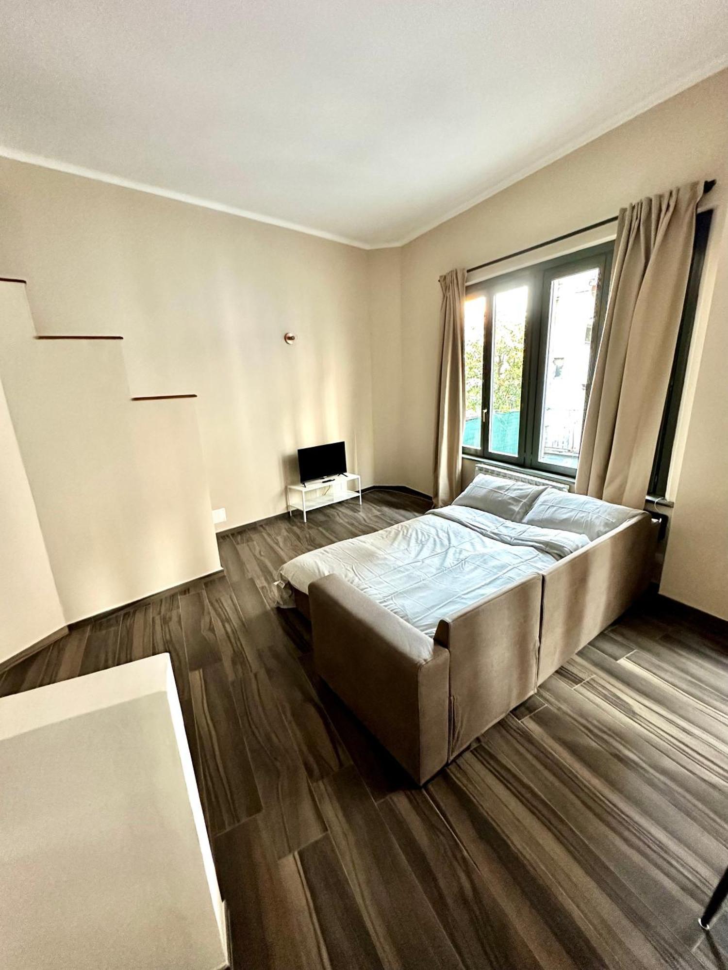 Casa Brescia Apartment ตูริน ภายนอก รูปภาพ